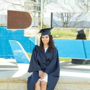 Meet your Posher, Yasmin